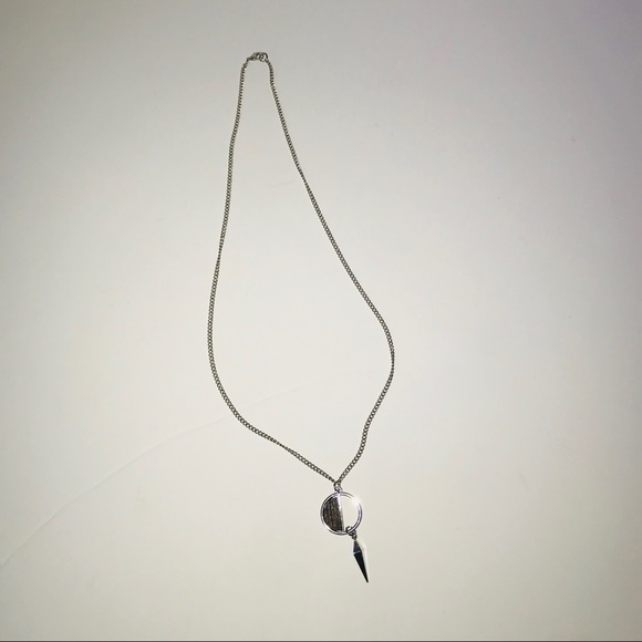 Fashion Necklace Black and Silver - Picture 3 of 4